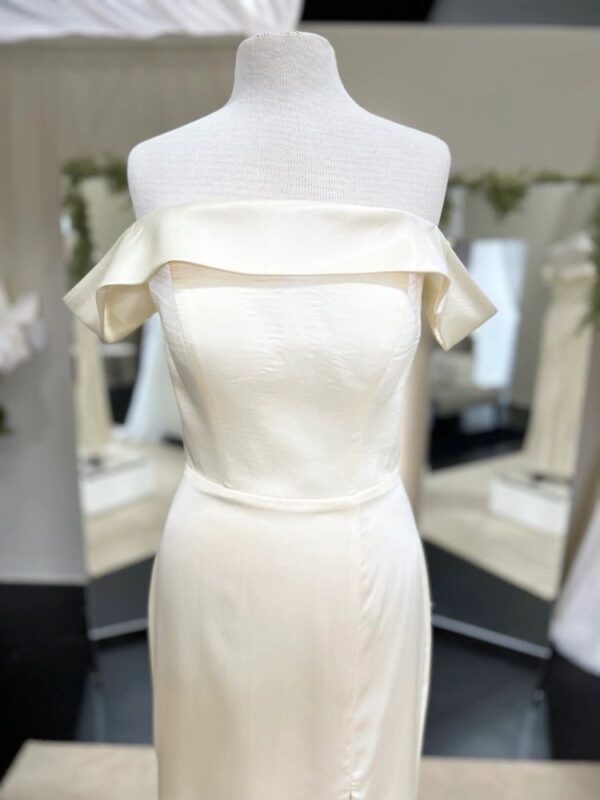 SZ 10 Satin Sheath Gown - Image 2