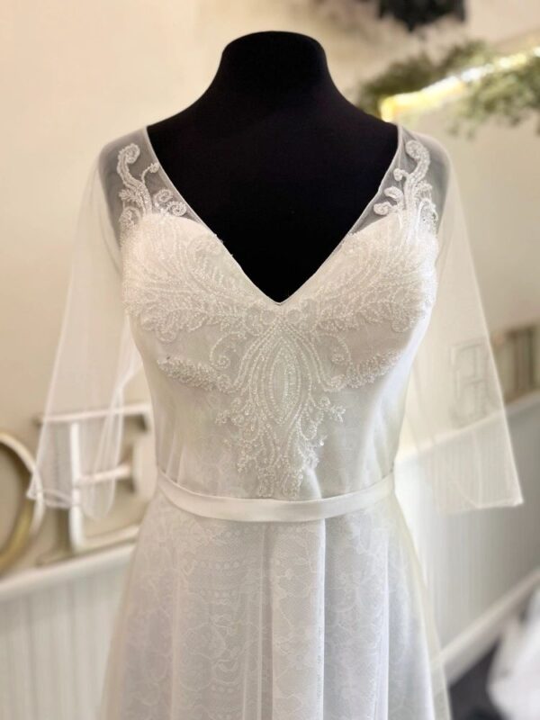 SZ 18 Chantilly Lace Gown - Image 2